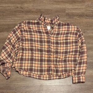 american eagle cropped flannel shirt